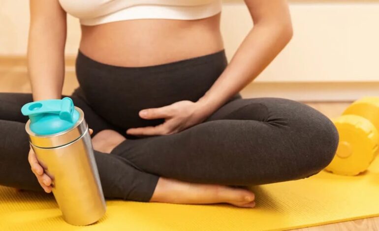 Safe Protein Powder While Pregnant: What Every Expecting Mom Needs to Know
