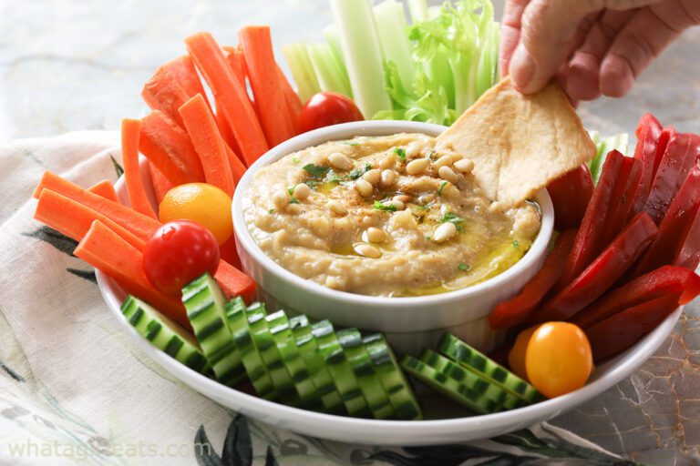 Cut Veggies + Mashed Hummus