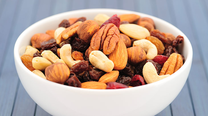 Best Healthy Low Calorie Snacks to Support Your Fitness During Pregnancy