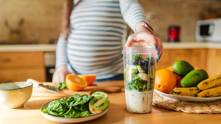 How to Choose the Best Organic Protein Powder for Pregnancy