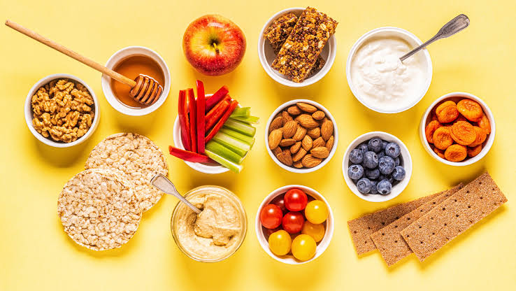 Why are healthy snacks important during pregnancy?